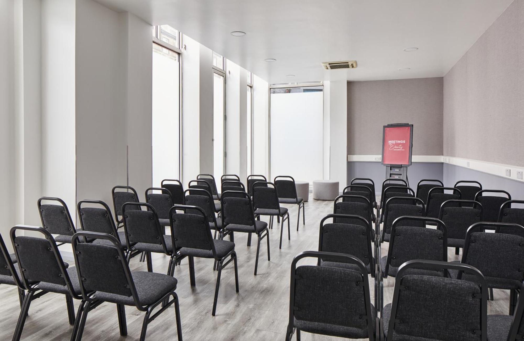 Leonardo Hotel Edinburgh Haymarket Εξωτερικό φωτογραφία